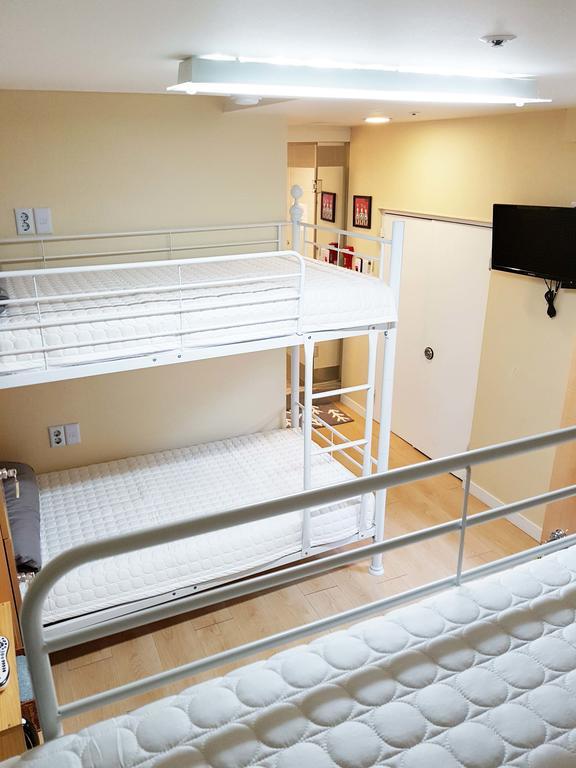 Gilbert Guesthouse โซล ภายนอก รูปภาพ